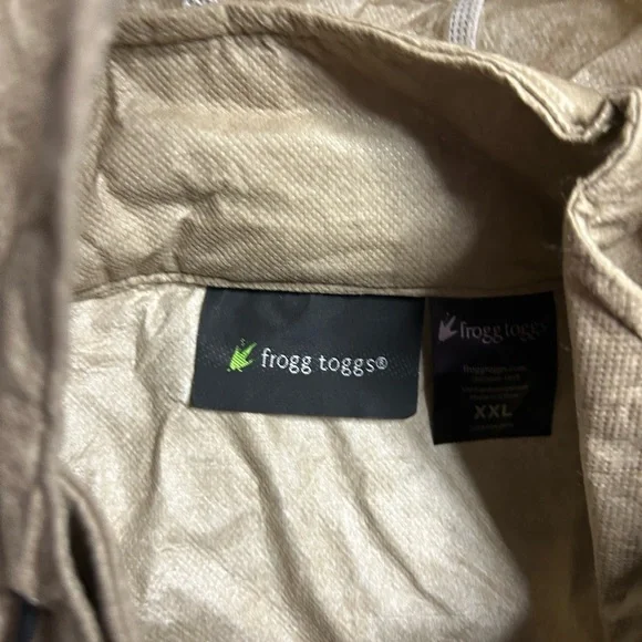 Lightweight Frogg Toggs jackets - Picture 4 of 4